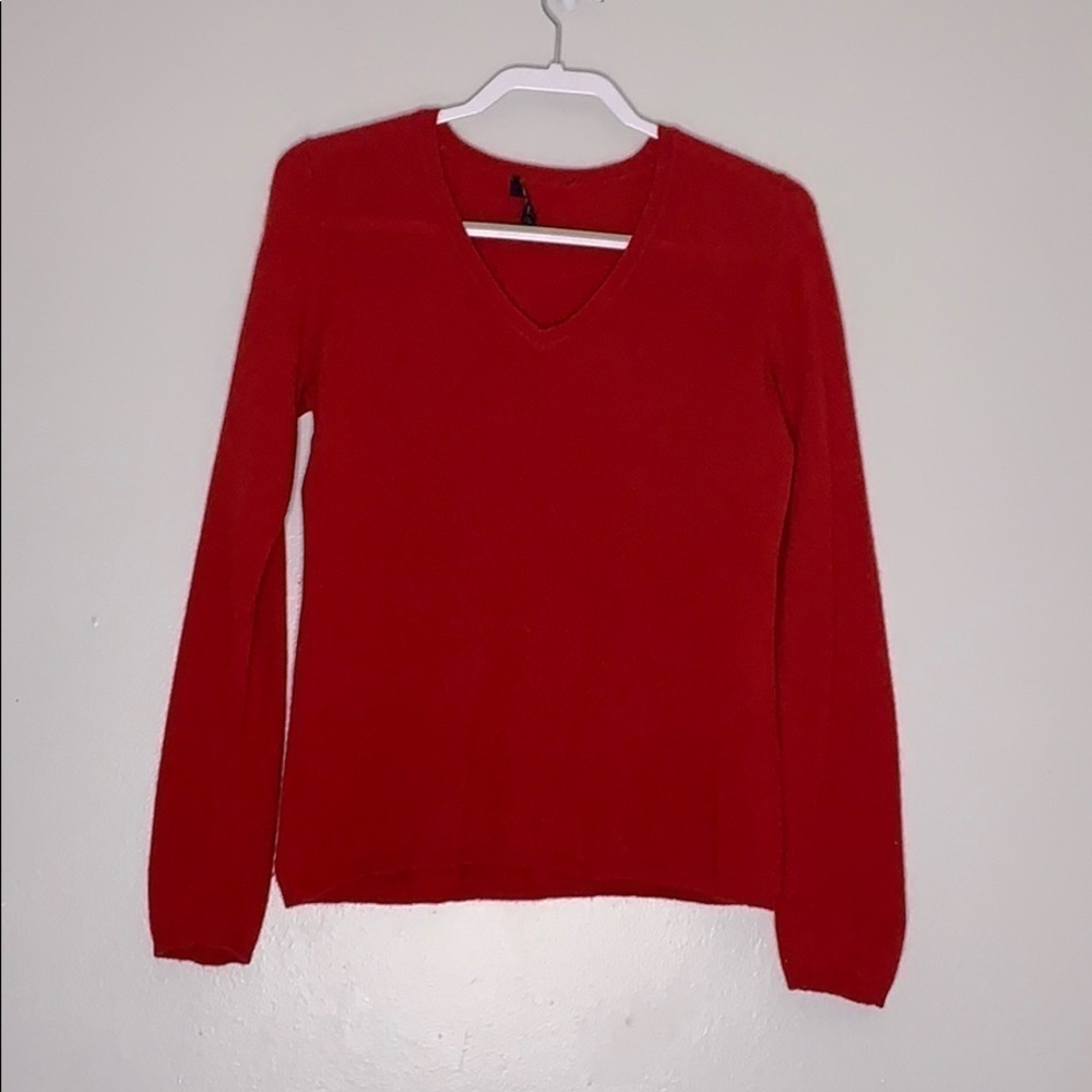 Charter Club Red Cashmere V Neck Sweater pullover women’s medium